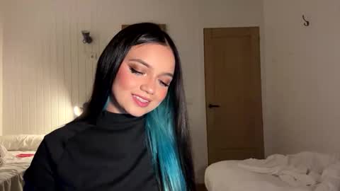 Tiana Le online show from 14, 2, 2026