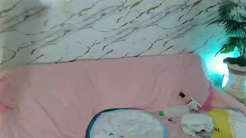 VictoriaSEPARATED FOR 15YEARS online show from 25, 3, 2026