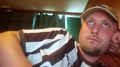 tieduphero online show from 11, 5, 2026