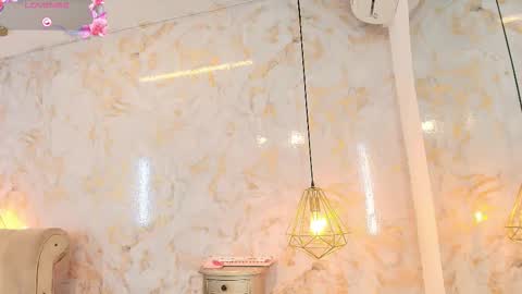 Tifani brown online show from 11, 2, 2026