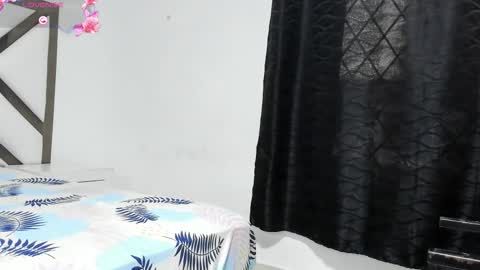 Tifani brown online show from 22, 2, 2026