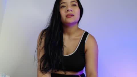 Snapshot of tifanny___ chatting on 12, 1, 2025 tiff online show from 12, 1, 2025