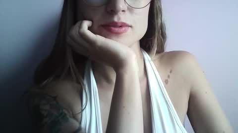 Tifanny online show from 16, 12, 2025