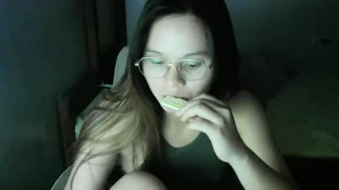 Snapshot of tifanny_foxdoll chatting on 5, 1, 2025 Goddess Tifanny online show from 5, 1, 2025