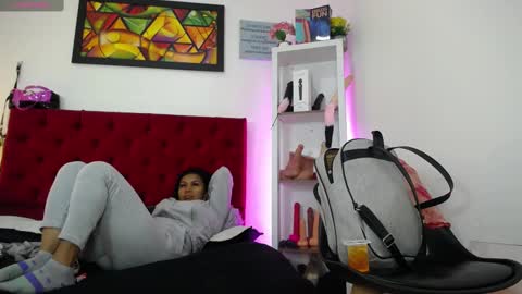 Tifanny Nails  online show from 28, 9, 2025