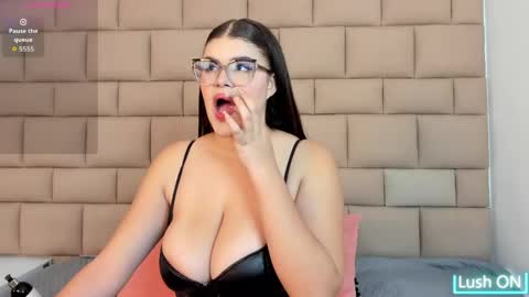 Snapshot of tifannyrosen chatting on 28, 5, 2026 Tifanny online show from 28, 5, 2026