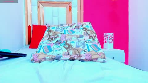 Karolina online show from 8, 1, 2025