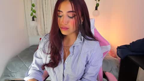 Tiffany online show from 24, 1, 2025