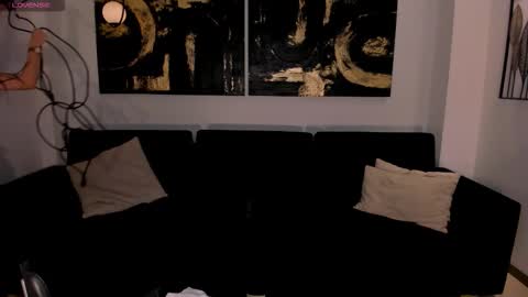 Tiffanny Sins online show from 18, 9, 2025