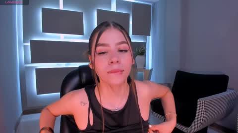 Tiffanny Sins online show from 7, 10, 2025