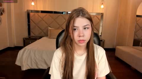 Tiffanny Sins online show from 21, 12, 2025