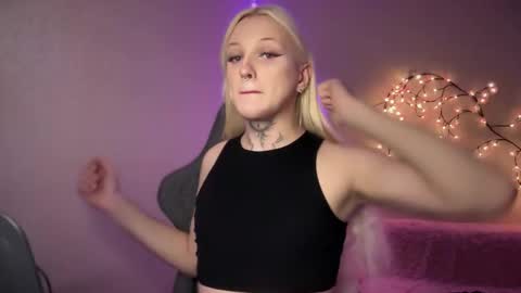 Amira online show from 5, 11, 2025