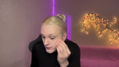 Amira online show from 26, 11, 2025