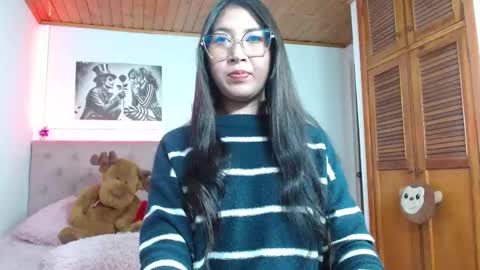Snapshot of tiffany_beauty18 chatting on 15, 10, 2025 Tifanny online show from 15, 10, 2025