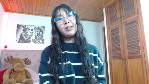 Tifanny online show from 5, 11, 2025