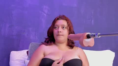 tiffany_bigboobs online show from 21, 12, 2024