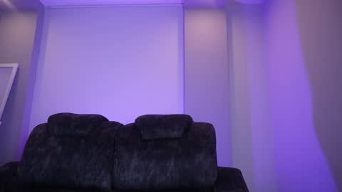 Snapshot of tiffany_sander chatting on 12, 11, 2025 tiffany_sander online show from 12, 11, 2025