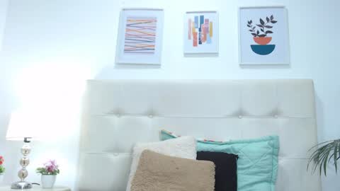Snapshot of tiffanyfox_1 chatting on 5, 3, 2025 Tifanny Fox online show from 5, 3, 2025