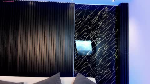 tiffanyhoustton online show from 26, 3, 2026