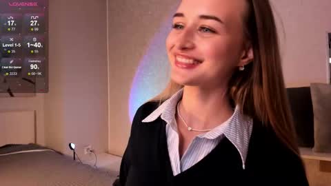 Tiffany online show from 14, 10, 2025