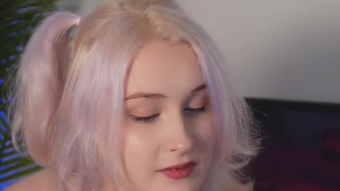 Snapshot of tiffanyjons chatting on 23, 11, 2025 tiffanyjons online show from 23, 11, 2025