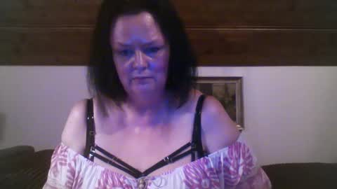 Snapshot of tiffanymature chatting on 8, 9, 2025 TiffanyMature online show from 8, 9, 2025