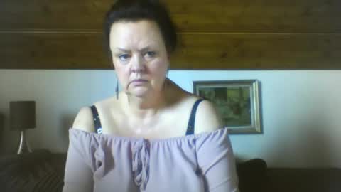 Snapshot of tiffanymature chatting on 16, 9, 2025 TiffanyMature online show from 16, 9, 2025
