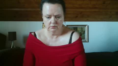 Snapshot of tiffanymature chatting on 25, 9, 2025 TiffanyMature online show from 25, 9, 2025