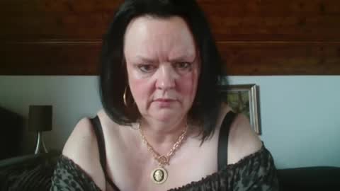 Snapshot of tiffanymature chatting on 30, 9, 2025 TiffanyMature online show from 30, 9, 2025