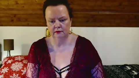 TiffanyMature online show from 26, 11, 2025