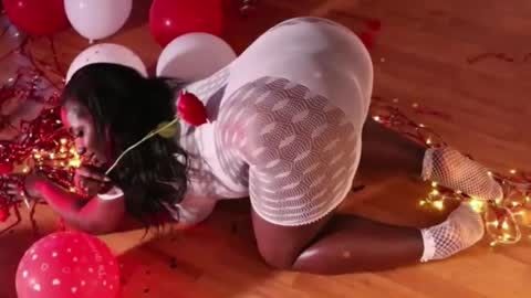 tifanny online show from 16, 12, 2025