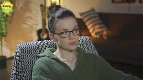 tiffanyriox online show from 15, 4, 2026