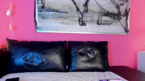 Stefany Suarez online show from 30, 10, 2025