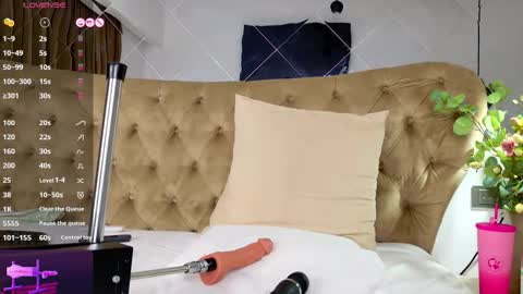 Tiffany online show from 7, 10, 2025