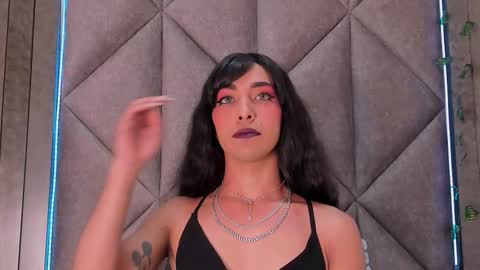 Snapshot of tiffvalentinee_ chatting on 27, 10, 2025 Tiffany online show from 27, 10, 2025