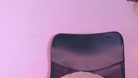 Snapshot of tiffvalentinee_ chatting on 5, 11, 2025 Tiffany online show from 5, 11, 2025