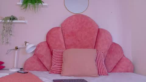 Snapshot of tiffvalentinee_ chatting on 18, 2, 2026 Tiffany online show from 18, 2, 2026