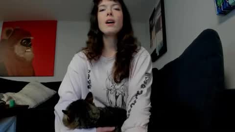 Snapshot of tiggerrosey chatting on 26, 9, 2025   All my Links online show from 26, 9, 2025