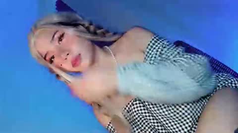 Snapshot of tight_elliana chatting on 11, 10, 2025 tight_elliana online show from 11, 10, 2025