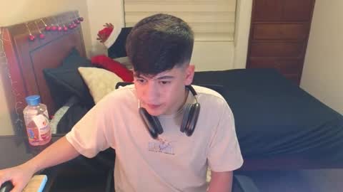 Snapshot of tightncuteass chatting on 14, 11, 2025 Camilo online show from 14, 11, 2025