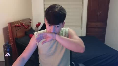 Snapshot of tightncuteass chatting on 22, 11, 2025 Camilo online show from 22, 11, 2025