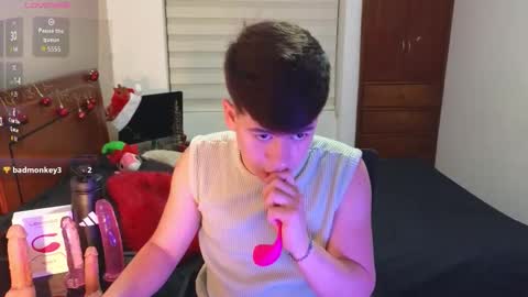 Snapshot of tightncuteass chatting on 4, 12, 2025 Camilo online show from 4, 12, 2025