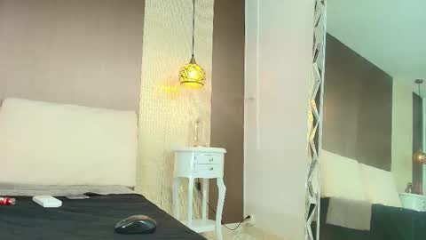 T I F F A N Y online show from 4, 3, 2026