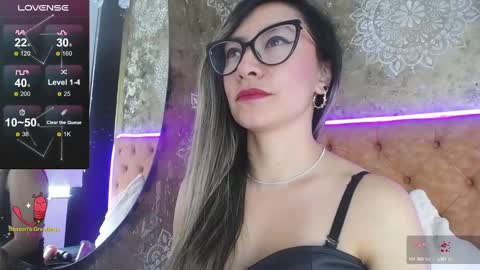 TILA TEQUILA online show from 3, 3, 2025