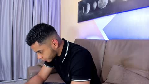 Snapshot of tiler_price chatting on 21, 12, 2024 Tyler online show from 21, 12, 2024