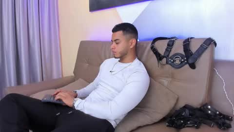 Snapshot of tiler_price chatting on 21, 2, 2025 Tyler online show from 21, 2, 2025