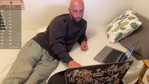 Snapshot of tim_beard chatting on 28, 9, 2025 Tim Beard online show from 28, 9, 2025