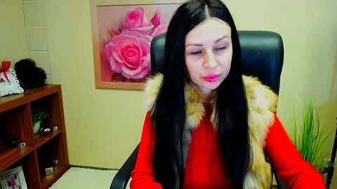 Snapshot of timeparadice chatting on 19, 12, 2024 Luisa online show from 19, 12, 2024