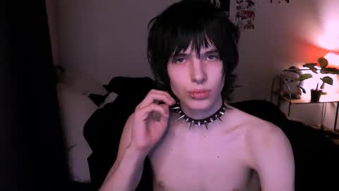 Snapshot of timi_moon chatting on 9, 11, 2025 timi_moon online show from 9, 11, 2025