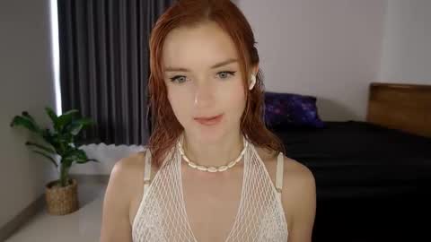 Snapshot of timissi chatting on 16, 12, 2025 Timis but I prefer you whisper to my ear my girl online show from 16, 12, 2025